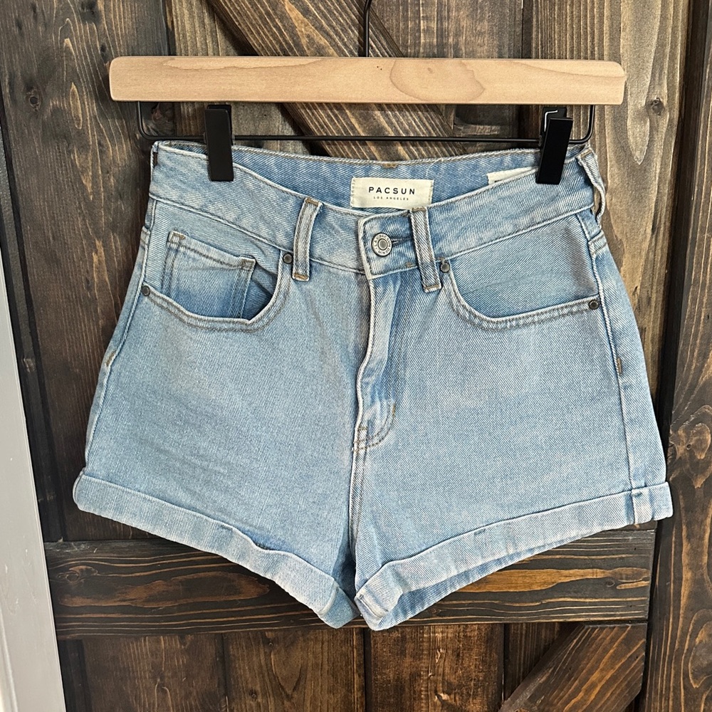 PacSun Women's Mom Jean Shorts